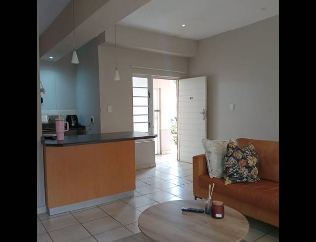2 BEDROOM APARTMENT RENTED IN BEACON BAY